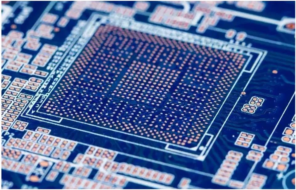 如何選擇安全環(huán)保的PCB板清洗方式？